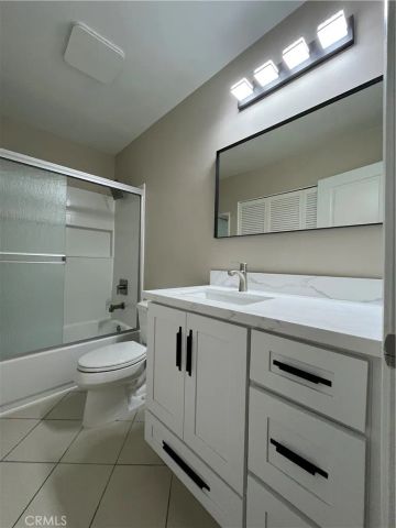 3121 E Evening Way Avenue C, La Jolla, CA 92037