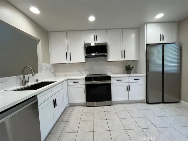 3121 E Evening Way Avenue C, La Jolla, CA 92037