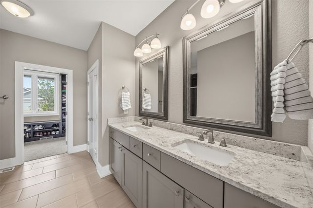 1716 Falcon Drive, Polk City, IA 50226