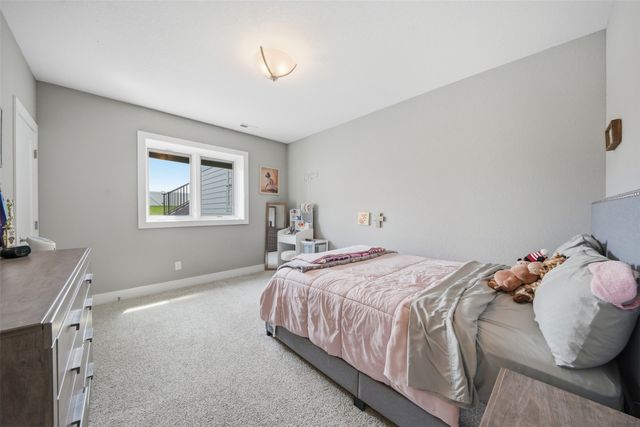 1716 Falcon Drive, Polk City, IA 50226