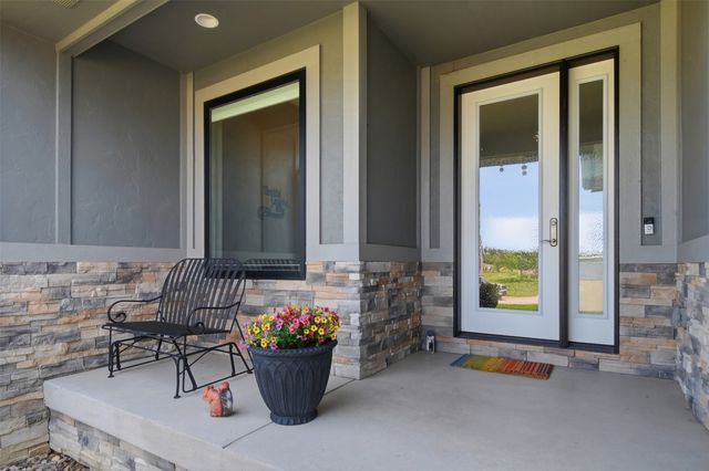 1716 Falcon Drive, Polk City, IA 50226