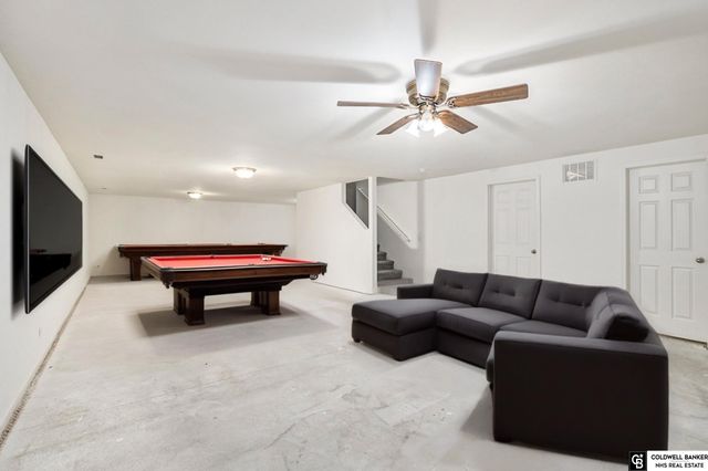 2506 Hummingbird Circle, Bellevue, NE 68123