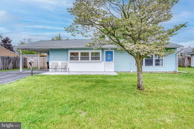 62 MONTROSE DR, Newark, DE 19713