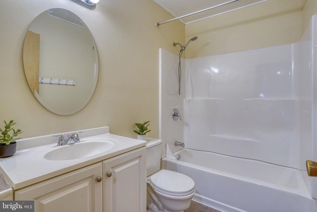 62 MONTROSE DR, Newark, DE 19713