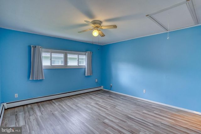 62 MONTROSE DR, Newark, DE 19713