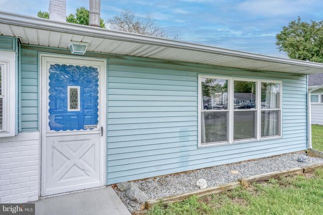 62 MONTROSE DR, Newark, DE 19713