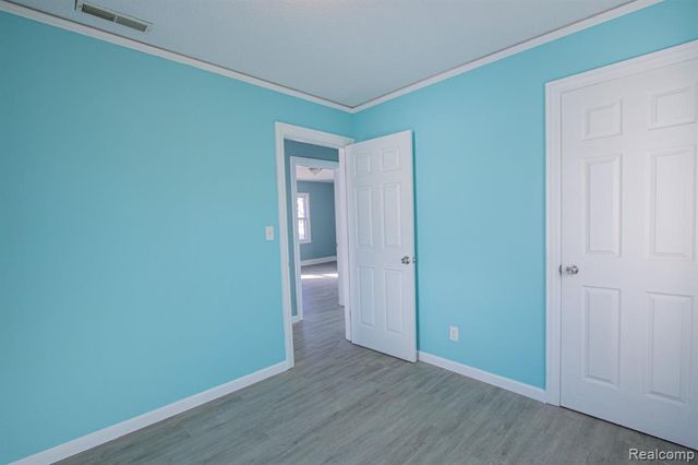 18403 Santa Rosa Drive, Detroit, MI 48221