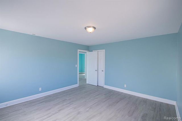 18403 Santa Rosa Drive, Detroit, MI 48221