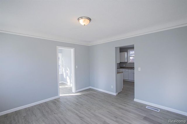 18403 Santa Rosa Drive, Detroit, MI 48221