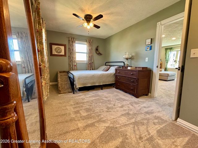 2201 N Aurelius Road, Holt, MI 48842