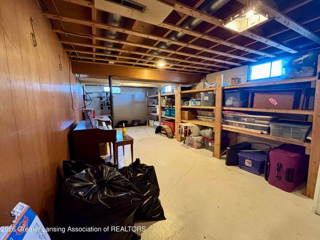 2201 N Aurelius Road, Holt, MI 48842