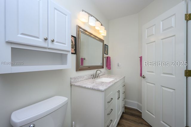 1 Greenwood Dr, Bluffton, SC 29910