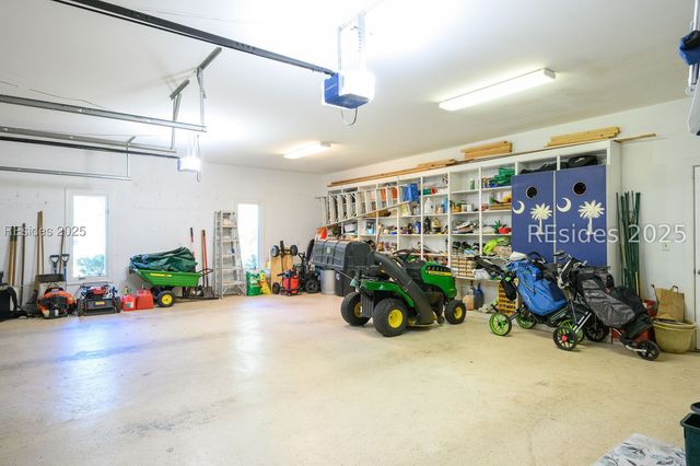 1 Greenwood Dr, Bluffton, SC 29910