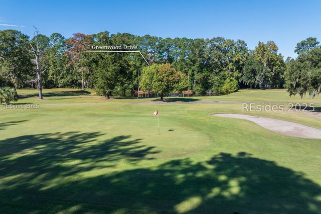 1 Greenwood Dr, Bluffton, SC 29910