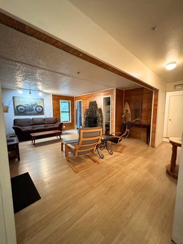 700 Laurel View Road, Los Gatos, CA 95033