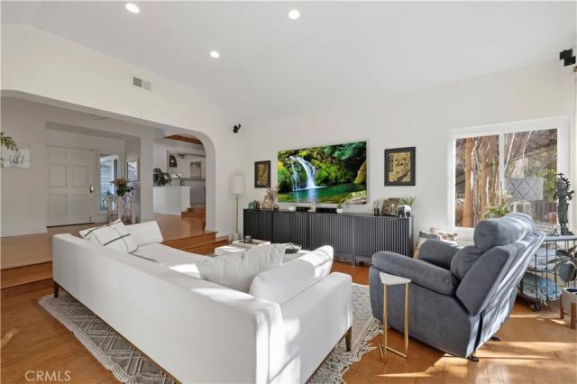 15533 Saddleback Drive, Canyon Country, CA 91387