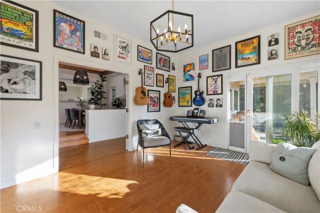 15533 Saddleback Drive, Canyon Country, CA 91387