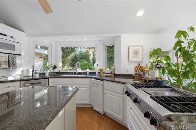 15533 Saddleback Drive, Canyon Country, CA 91387