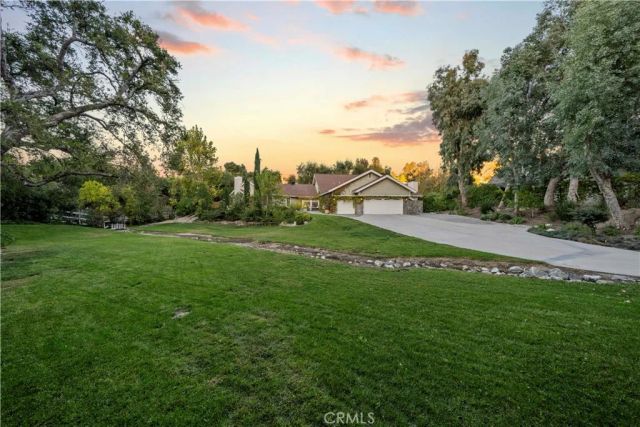 15533 Saddleback Drive, Canyon Country, CA 91387