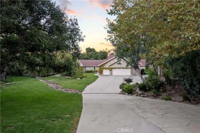 15533 Saddleback Drive, Canyon Country, CA 91387