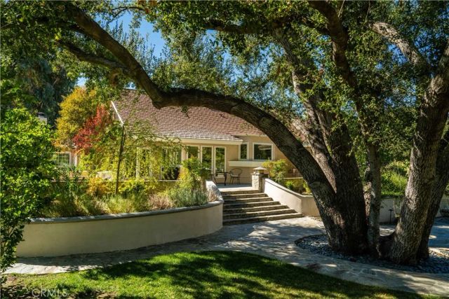 15533 Saddleback Drive, Canyon Country, CA 91387