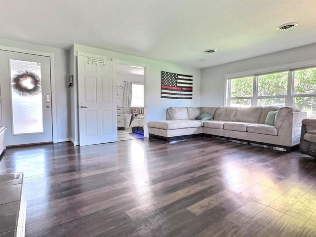 N9017 LAKESHORE DRIVE, Van Dyne, WI 54979
