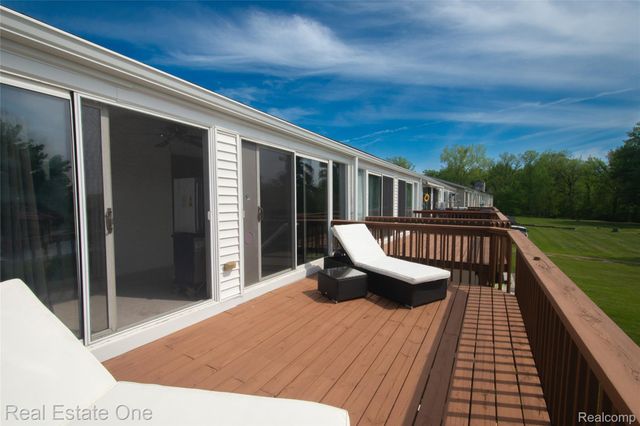 26955 Milford Road Road 24, Lyon Charter Township, MI 48178