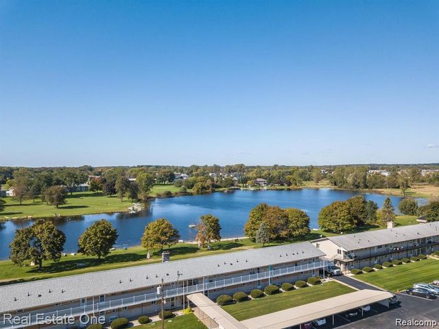 26955 Milford Road Road 24, Lyon Charter Township, MI 48178
