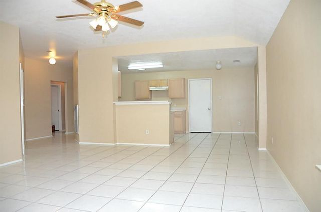 719 Willow West Drive, Houston, TX 77073