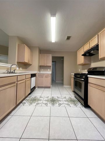 719 Willow West Drive, Houston, TX 77073