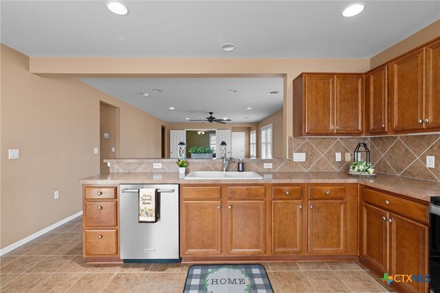 718 Salt Creek Lane, Georgetown, TX 78633