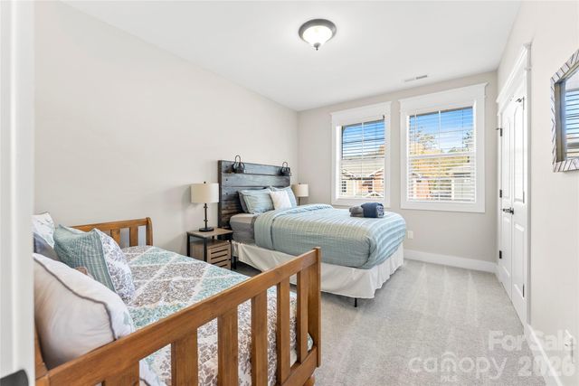 509 Sweet Birch Park Lane, Black Mountain, NC 28711