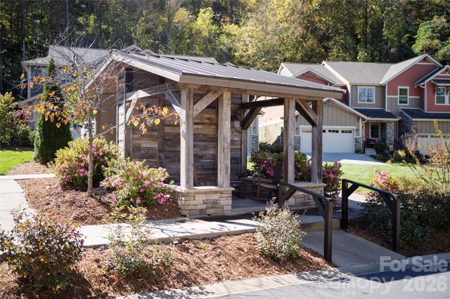 509 Sweet Birch Park Lane, Black Mountain, NC 28711