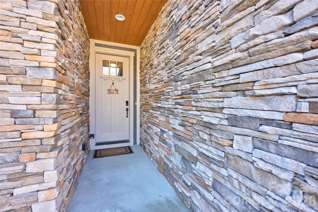 509 Sweet Birch Park Lane, Black Mountain, NC 28711