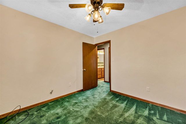 4104 NW Currell Dr, Lawton, OK 73505