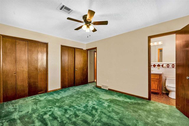 4104 NW Currell Dr, Lawton, OK 73505