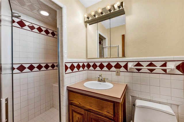 4104 NW Currell Dr, Lawton, OK 73505