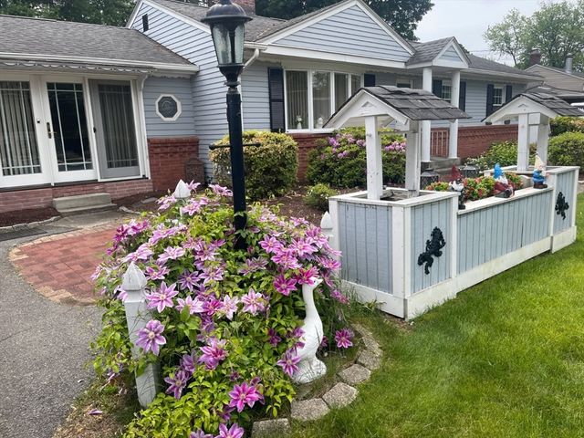 185 Marmon Street, Springfield, MA 01129