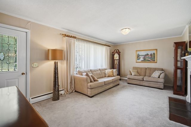 185 Marmon Street, Springfield, MA 01129
