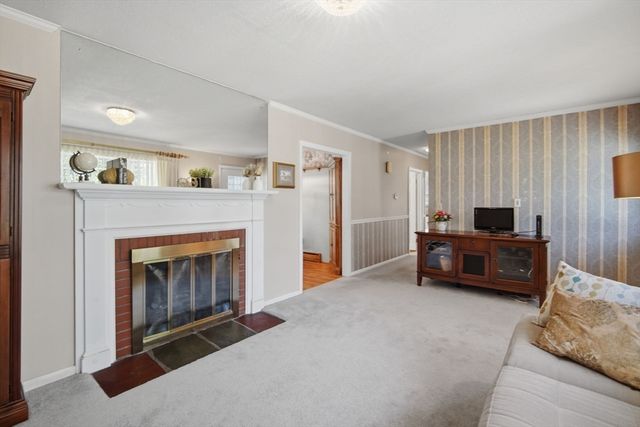 185 Marmon Street, Springfield, MA 01129