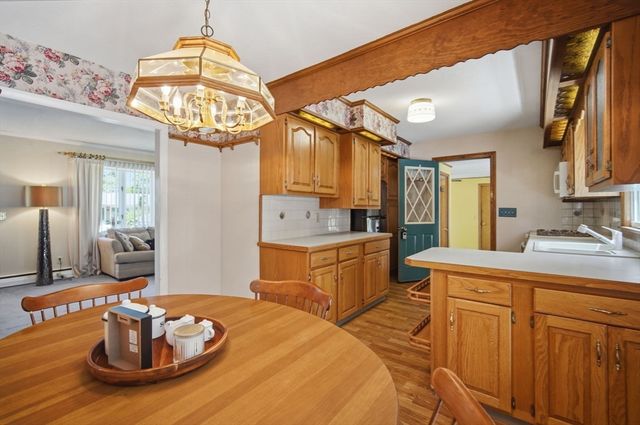 185 Marmon Street, Springfield, MA 01129