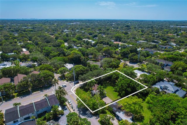 6200 SW 78th St, South Miami, FL 33143