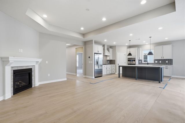 4541 Corsican Loop E, Hilliard, OH 43026