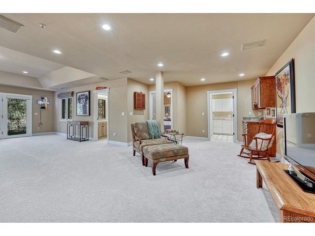 395 Orofino Dr, Castle Rock, CO 80108