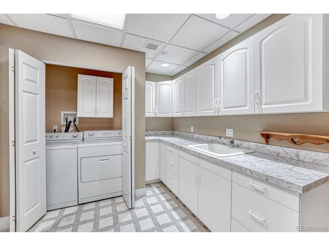 395 Orofino Dr, Castle Rock, CO 80108