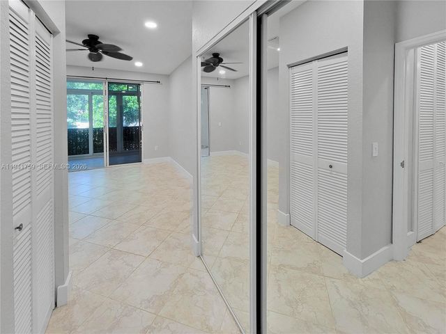 75 Gulfstream Rd 211B, Dania Beach, FL 33004