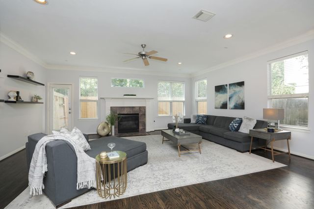 4256 Childress Street, Houston, TX 77005