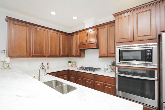 4256 Childress Street, Houston, TX 77005
