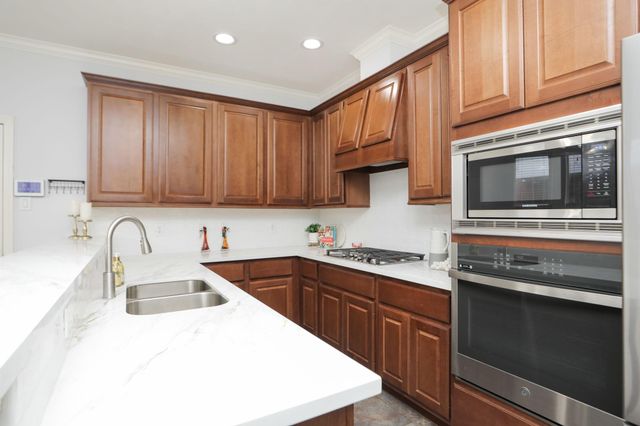 4256 Childress Street, Houston, TX 77005