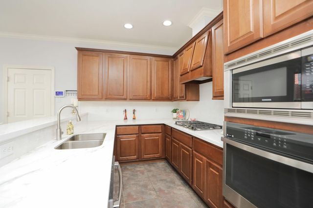4256 Childress Street, Houston, TX 77005